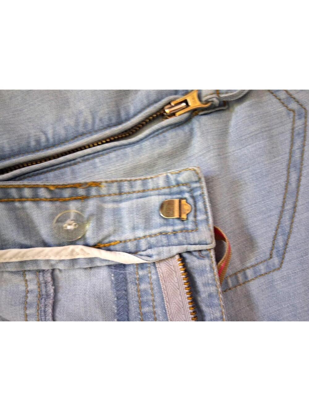VTG BUM Equipment Women's Missy Size 12, 32x20 Mid Rise Blue Denim Capri Pants - Picture 4 of 13